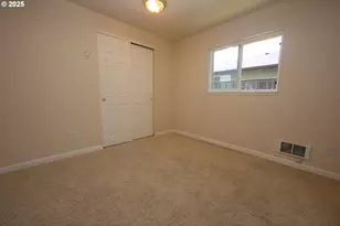 1673 29th St, Florence, OR 97439 - Photo 10