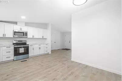 1282 E 3rd St, Lafayette, OR 97127 - Photo 22