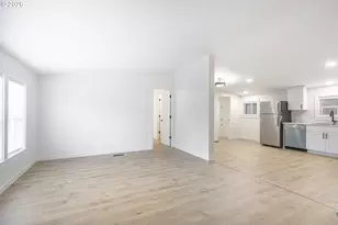 1282 E 3rd St, Lafayette, OR 97127 - Photo 6