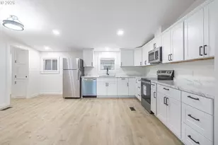 1282 E 3rd St, Lafayette, OR 97127 - Photo 16