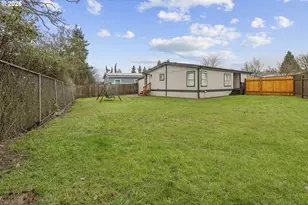 1282 E 3rd St, Lafayette, OR 97127 - Photo 30