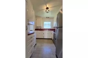 1708 NE 67th Ave, Portland, OR 97213 - Photo 4