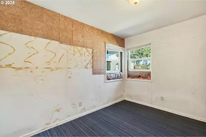 3945 NE Bryant St, Portland, OR 97211 - Photo 20