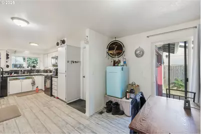 9720 SE 74th Ave, Milwaukie, OR 97222 - Photo 6