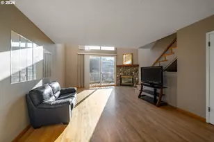 847 SW Broadway Dr, Portland, OR 97201 - Photo 12
