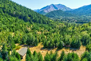 1517 Quines Creek Rd, Azalea, OR 97410 - Photo 16