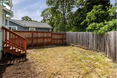 215 S 8th St, Saint Helens, OR 97051 - Photo 16