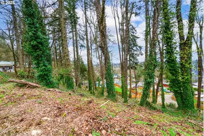 540 S 6th St, Springfield, OR 97477 - Photo 6