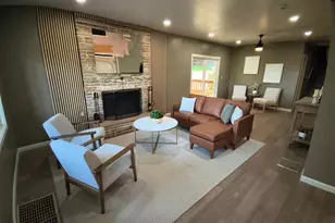 10503 NW 3rd St, Portland, OR 97231 - Photo 2