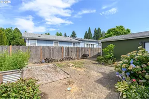 929 NE Hide Away Dr, McMinnville, OR 97128 - Photo 44