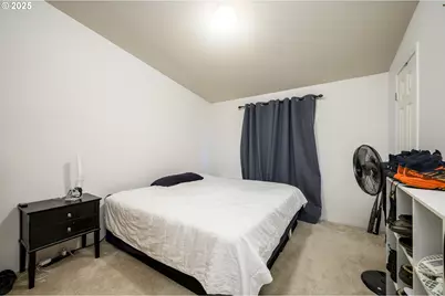 929 NE Hide Away Dr, McMinnville, OR 97128 - Photo 30