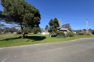 1401 270th Pl, Ocean Park, WA 98640 - Photo 40