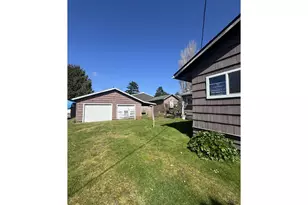 1401 270th Pl, Ocean Park, WA 98640 - Photo 16