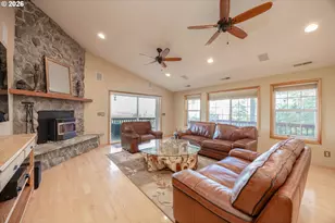 2215 NE 359th Ave, Washougal, WA 98671 - Photo 16