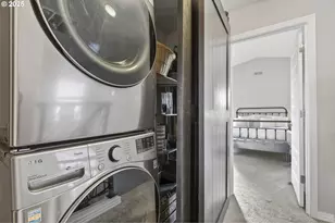 510 N Tomahawk Island Dr, Portland, OR 97217 - Photo 30