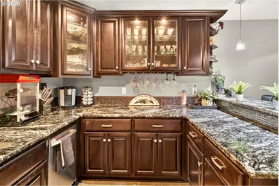 1830 NW Larkspur St, Camas, WA 98607 - Photo 32
