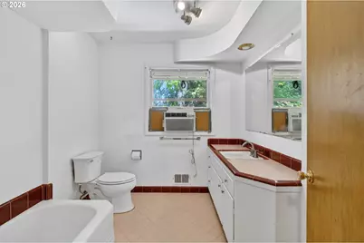 4655 SW Pendleton St, Portland, OR 97221 - Photo 20
