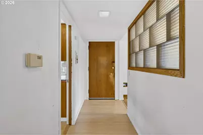 4655 SW Pendleton St, Portland, OR 97221 - Photo 6