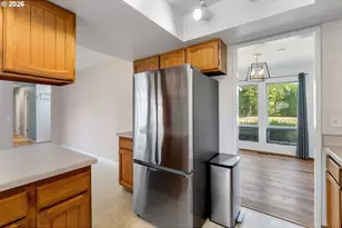 3088 Eliot Dr, Hood River, OR 97031 - Photo 10