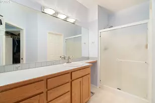 1924 NE Harewood Pl, Hillsboro, OR 97124 - Photo 24