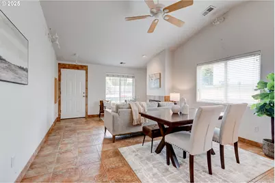 15415 SW Picadilly Ln, Beaverton, OR 97007 - Photo 6