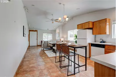 15415 SW Picadilly Ln, Beaverton, OR 97007 - Photo 22