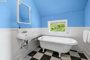 4265 Lief Erikson Dr, Astoria, OR 97103 - Photo 32