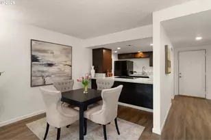 2211 SW 1st Ave, Portland, OR 97201 - Photo 4