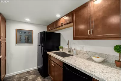 2211 SW 1st Ave #206, Portland, OR 97201 - Photo 12