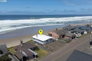 3549 NW Jetty Ave, Lincoln City, OR 97367 - Photo 2