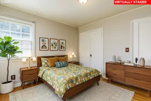 232 NE Russet St, Portland, OR 97211 - Photo 8