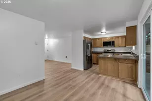 2340 SE 113th Ave, Portland, OR 97216 - Photo 8