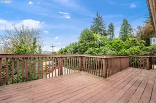 7040 SW Brier Pl, Portland, OR 97219 - Photo 26
