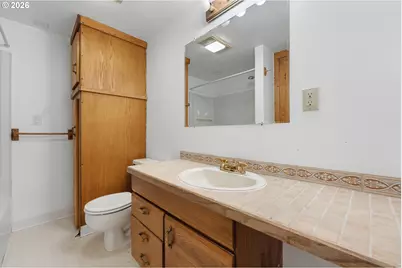 7040 SW Brier Pl, Portland, OR 97219 - Photo 18