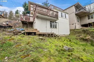 7040 SW Brier Pl, Portland, OR 97219 - Photo 28