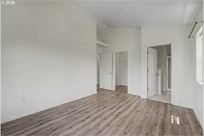 545 NW Lost Springs Ter #106, Portland, OR 97229 - Photo 20