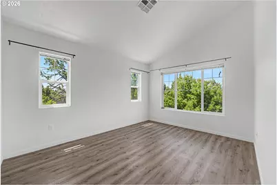 545 NW Lost Springs Ter #106, Portland, OR 97229 - Photo 18