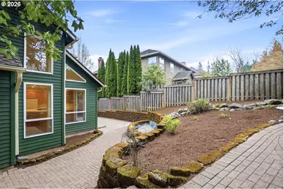16860 SW Blackberry Ln, Beaverton, OR 97007 - Photo 46