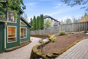 16860 SW Blackberry Ln, Beaverton, OR 97007 - Photo 46