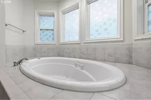 16860 SW Blackberry Ln, Beaverton, OR 97007 - Photo 28