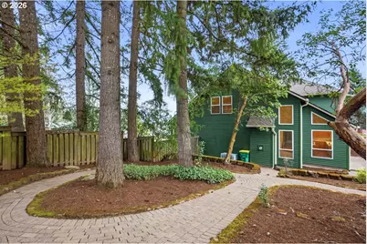 16860 SW Blackberry Ln, Beaverton, OR 97007 - Photo 42