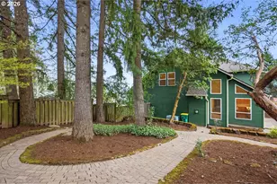 16860 SW Blackberry Ln, Beaverton, OR 97007 - Photo 42