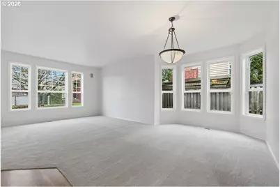 16860 SW Blackberry Ln, Beaverton, OR 97007 - Photo 10