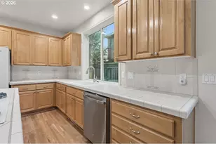 16860 SW Blackberry Ln, Beaverton, OR 97007 - Photo 16