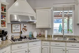 13800 Holcomb Blvd, Oregon City, OR 97045 - Photo 16