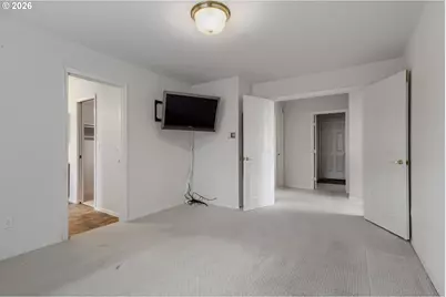 1915 NE Harewood Pl, Hillsboro, OR 97124 - Photo 18