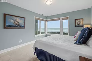 1068 NW 6th Ct, Lincoln City, OR 97367 - Photo 14