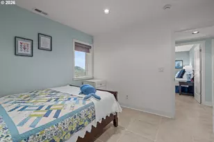 1068 NW 6th Ct, Lincoln City, OR 97367 - Photo 18