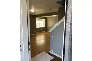 303 Taylor St, Sutherlin, OR 97479 - Photo 4