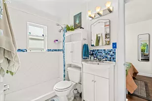 849 L St, Springfield, OR 97477 - Photo 14